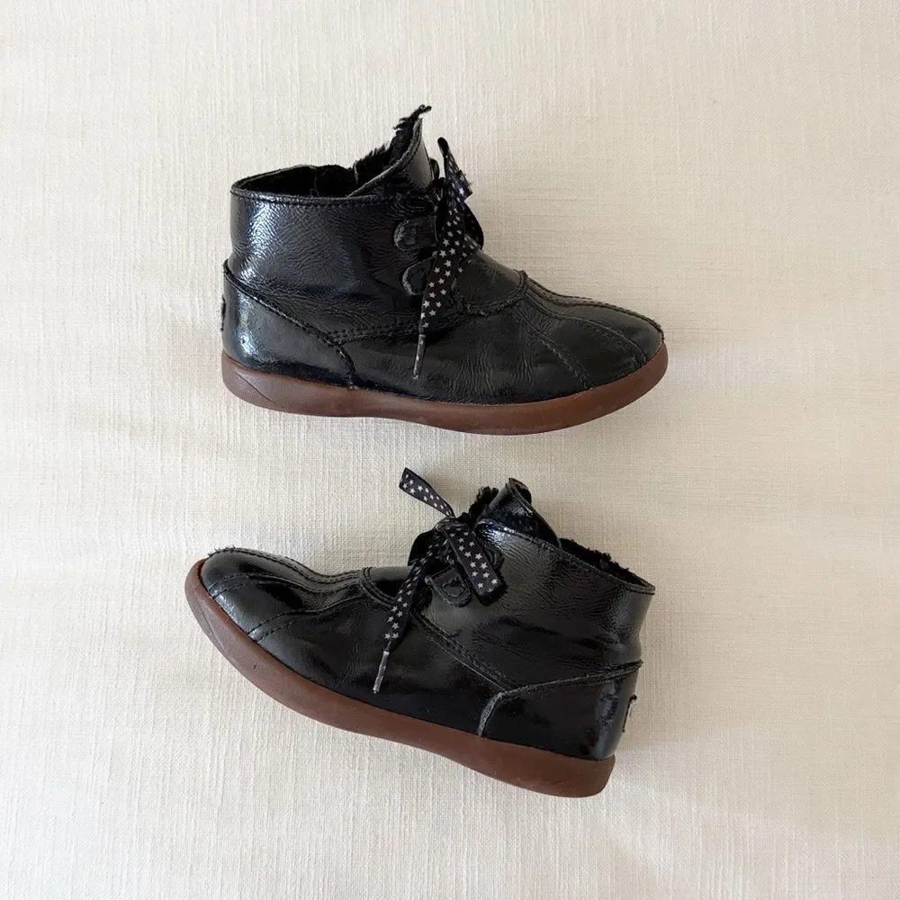 UGG Kids Size 11 Black Patent Duck Boots Star Laces Side Zipper Lynde